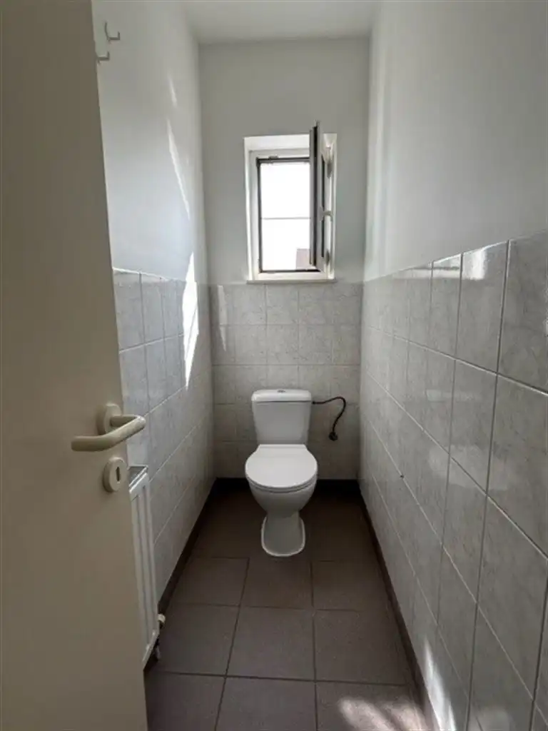 Gezellig appartement met 1 slaapkamer en carport. foto 8