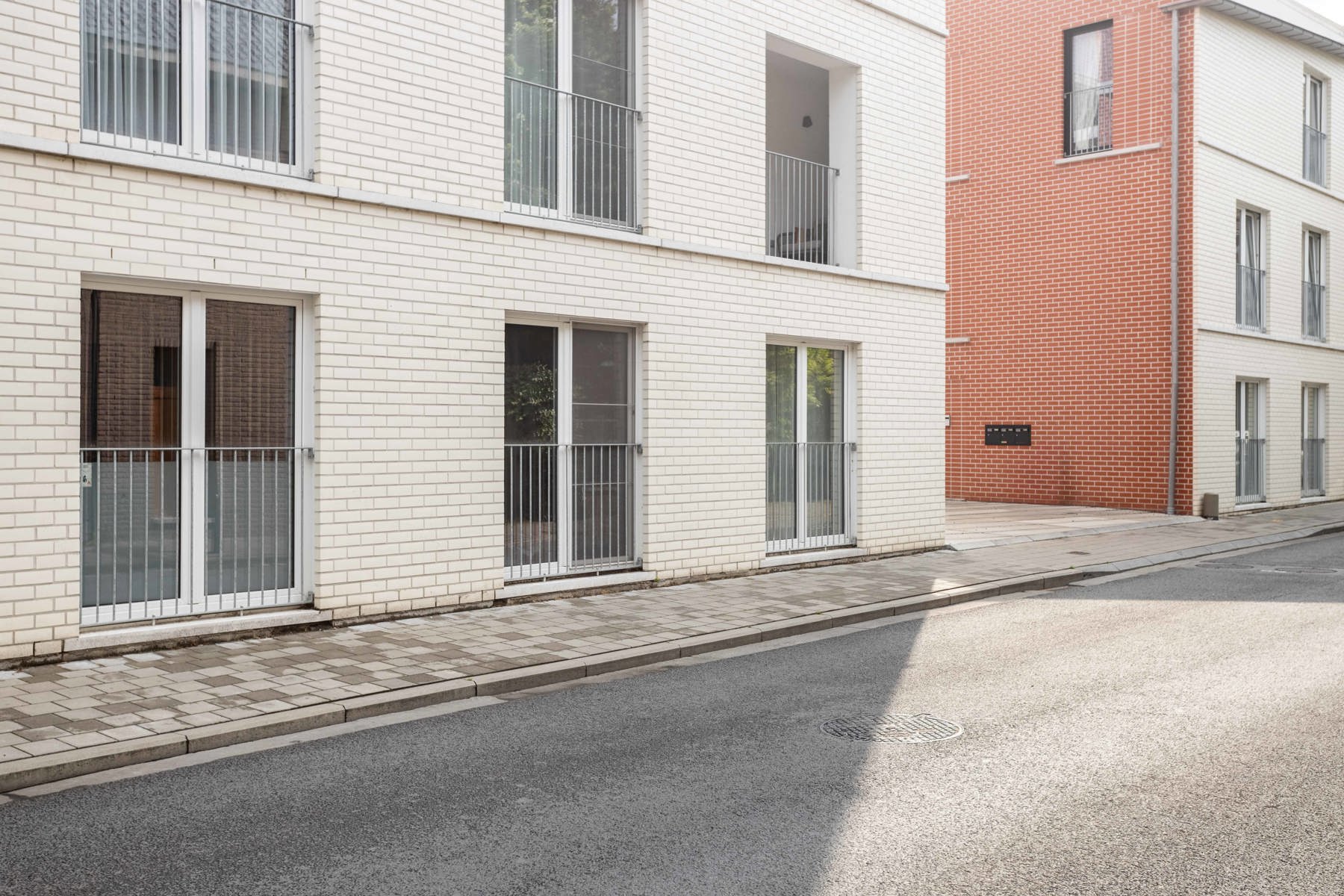 Stijlvol Gelijkvloers Appartement te koop in het hart van Aalst foto {{pictureIndex}}