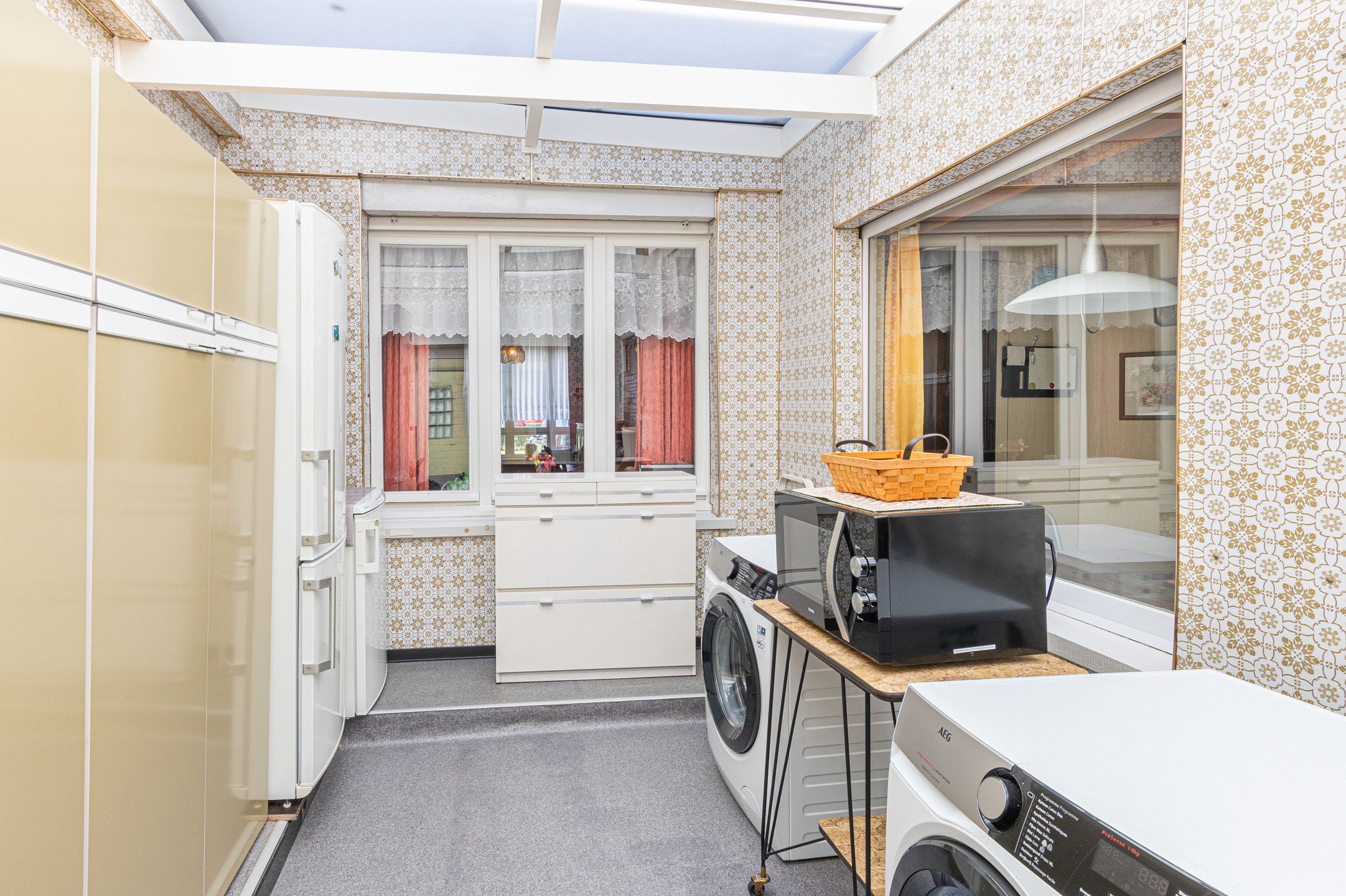Knusse te renoveren woning met garage foto 9