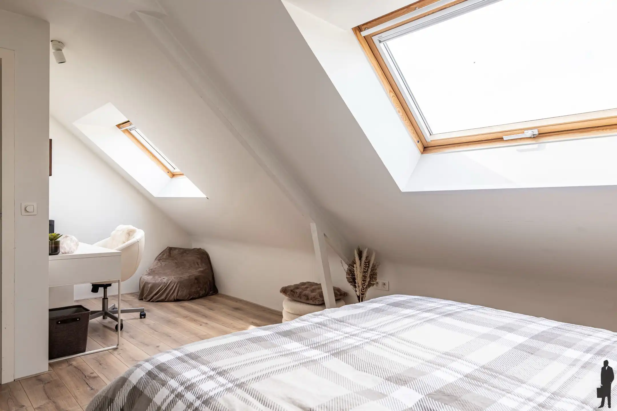 Instapklare woning met 4 slpk. te Minderhout foto 19