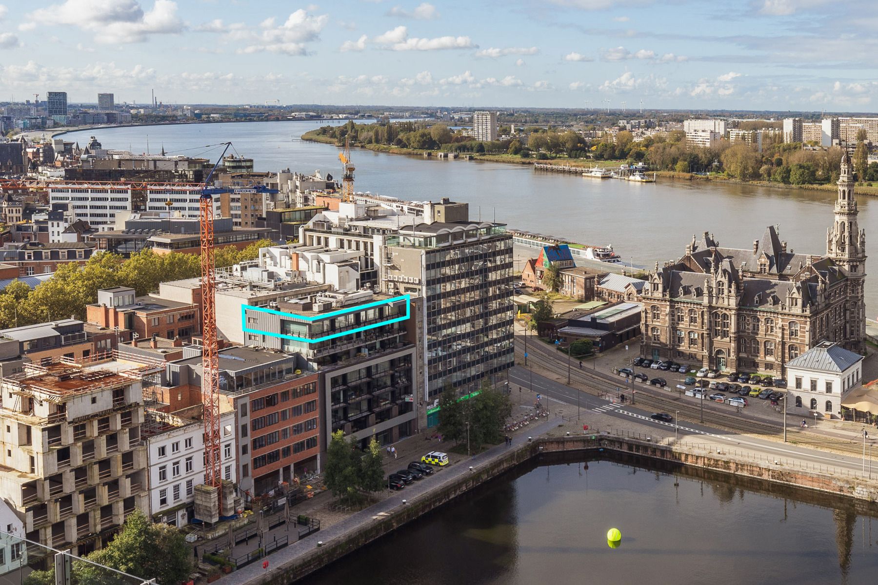 Mooi wonen in alle luxe aan het Bonapartedok, het Eilandje foto 2