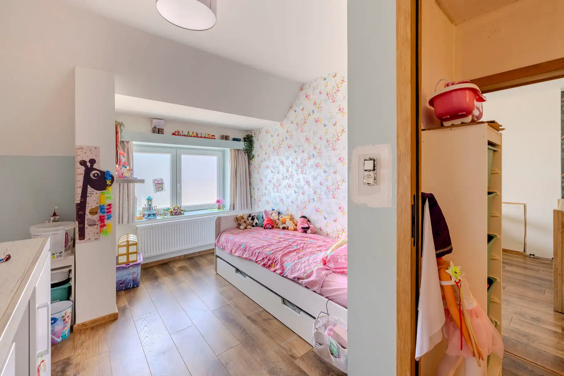 Gerenoveerde, energiezuinige woning met 3 slpks en tuin foto 16