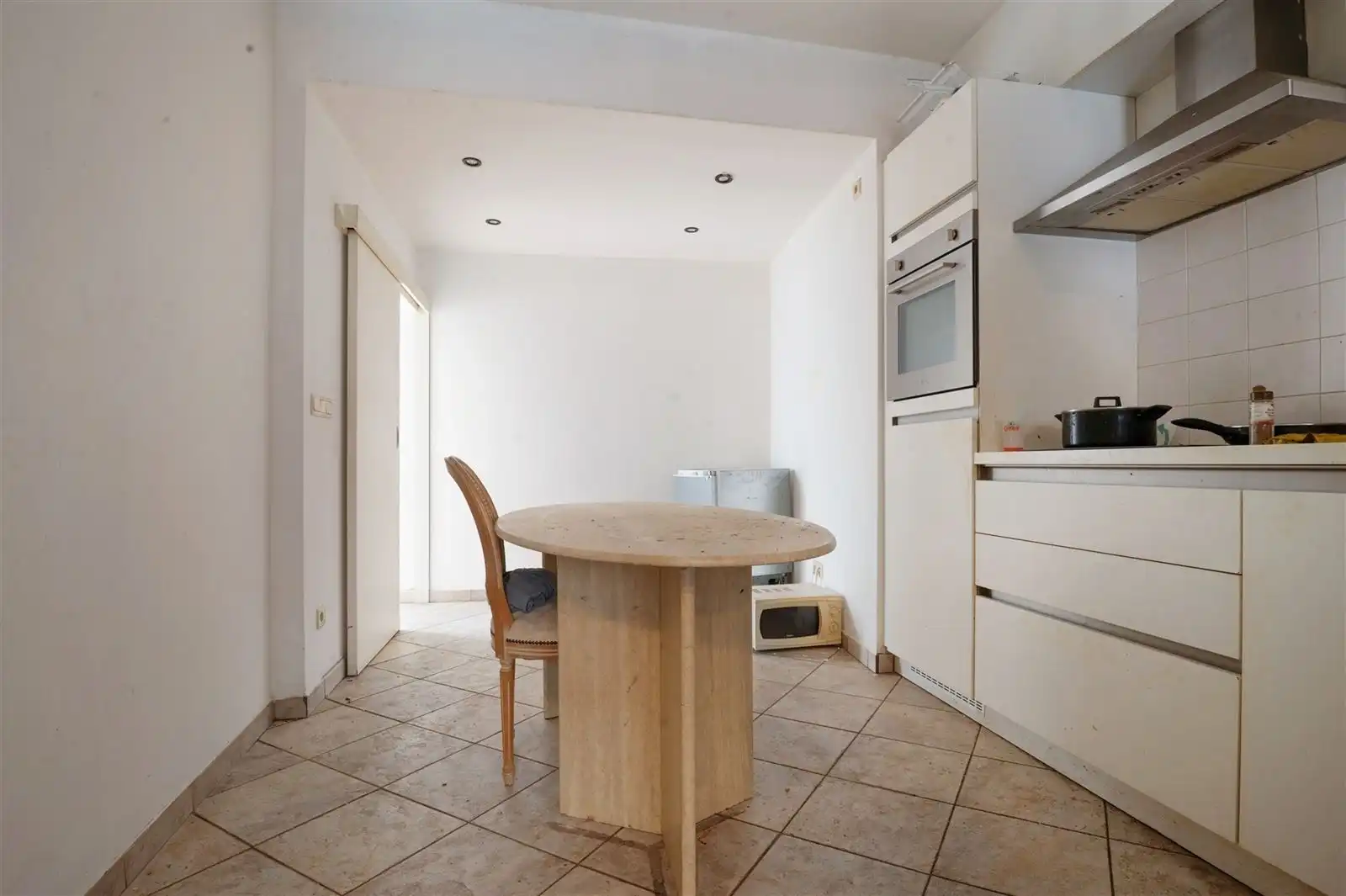 Gelijkvloers appartement met 1 slaapkamer in hartje Aalst foto 3