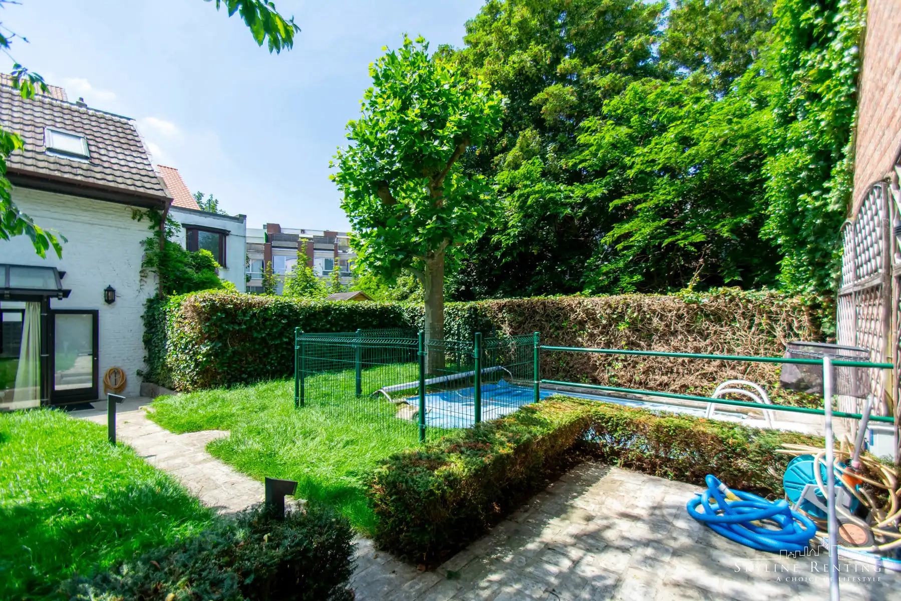 Gemeubeld duplex huis met tuin & privézwembad in Elsene foto 10