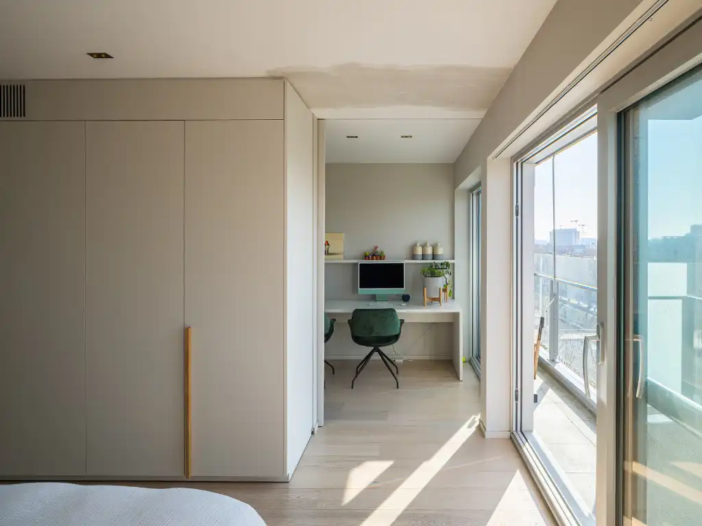 Coupure - Stijlvol gerenoveerd appartement met 2 slaapkamers en unieke zichten op het water en de Gentse binnenstad. foto 15