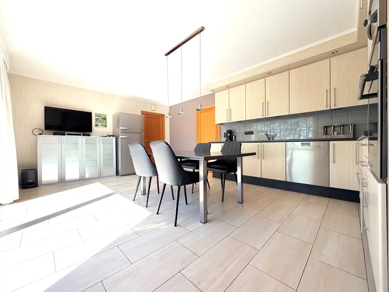 Exclusieve eigendom met 4 slaapkamers (5682m²) foto 8