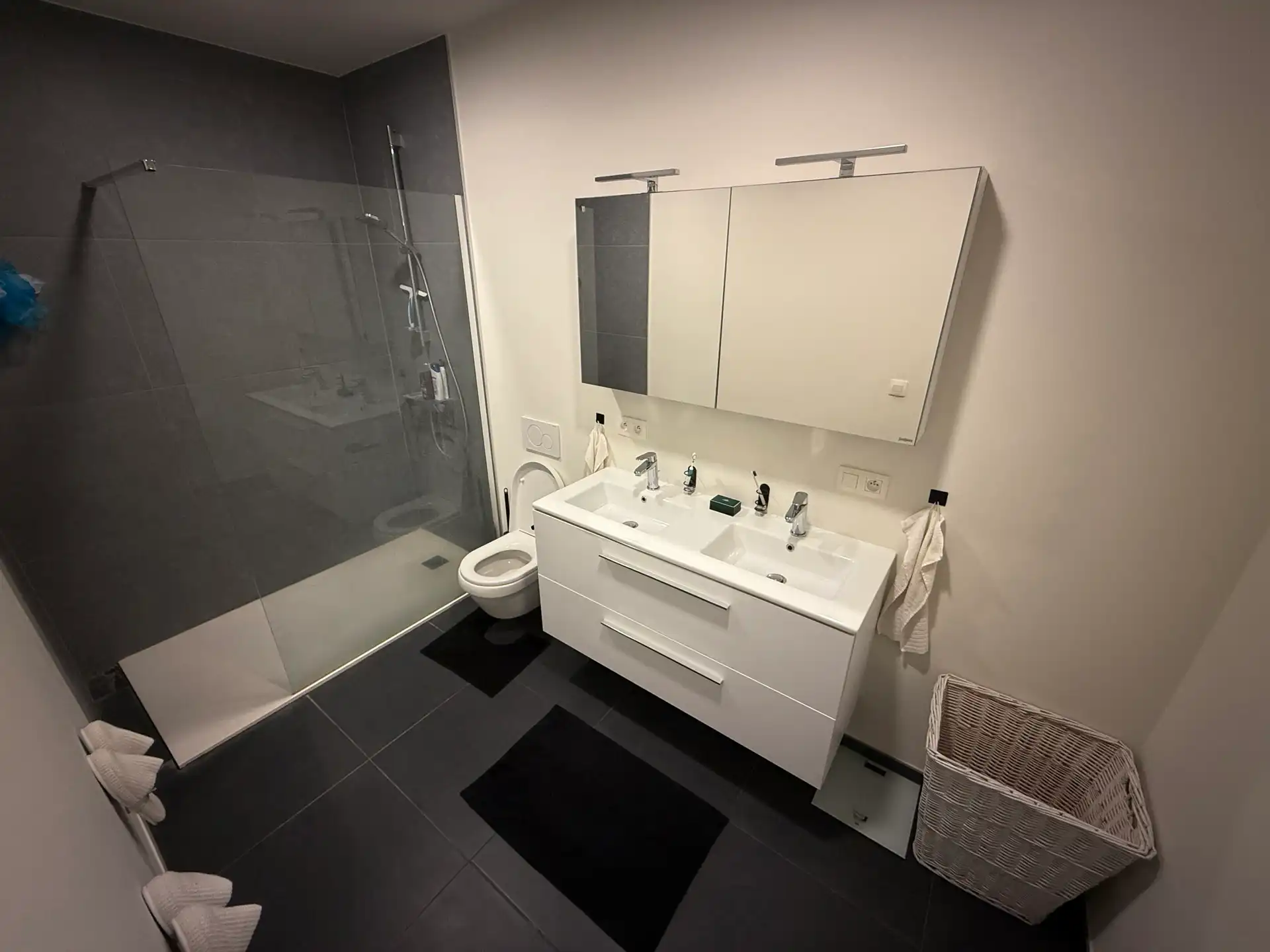 Recent duplexappartement in het centrum van Strombeek foto 7