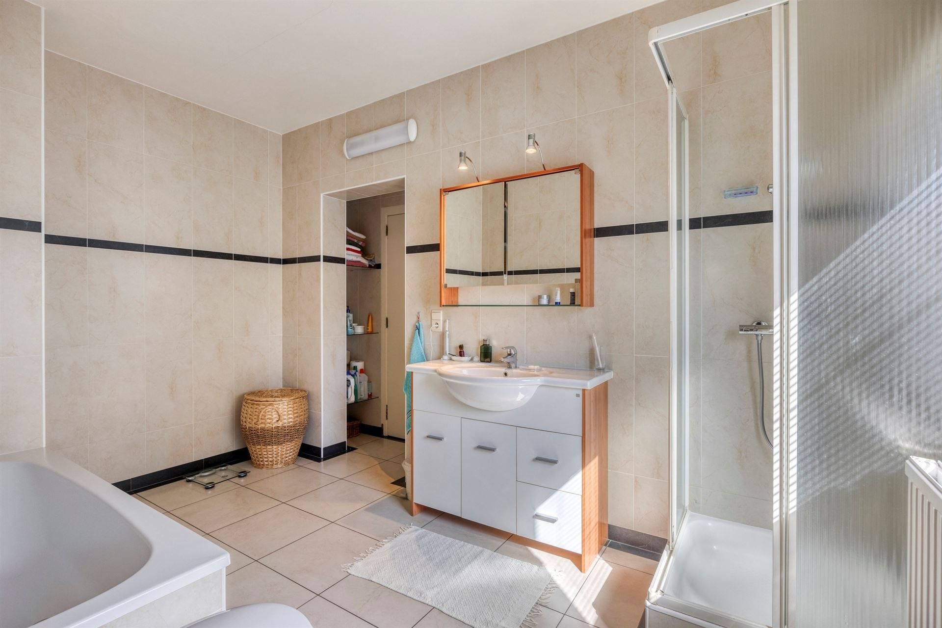 Charmante villa op unieke locatie (doodlopende straat) in de Marnix wijk foto 16