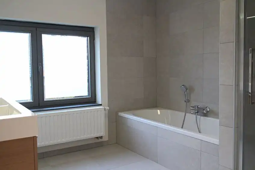 RECENT APPARTEMENT MET 1 SLAAPKAMER EN RUIM TERRAS TE ZELEM! foto 14