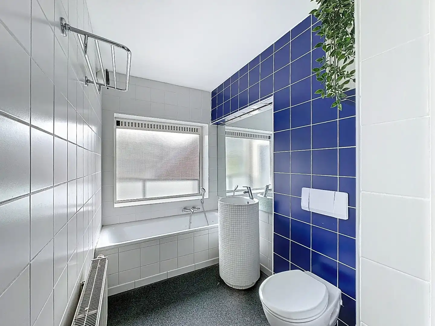 Karaktervol hoekpand met garage op toplocatie in Kessel-Lo! foto 19