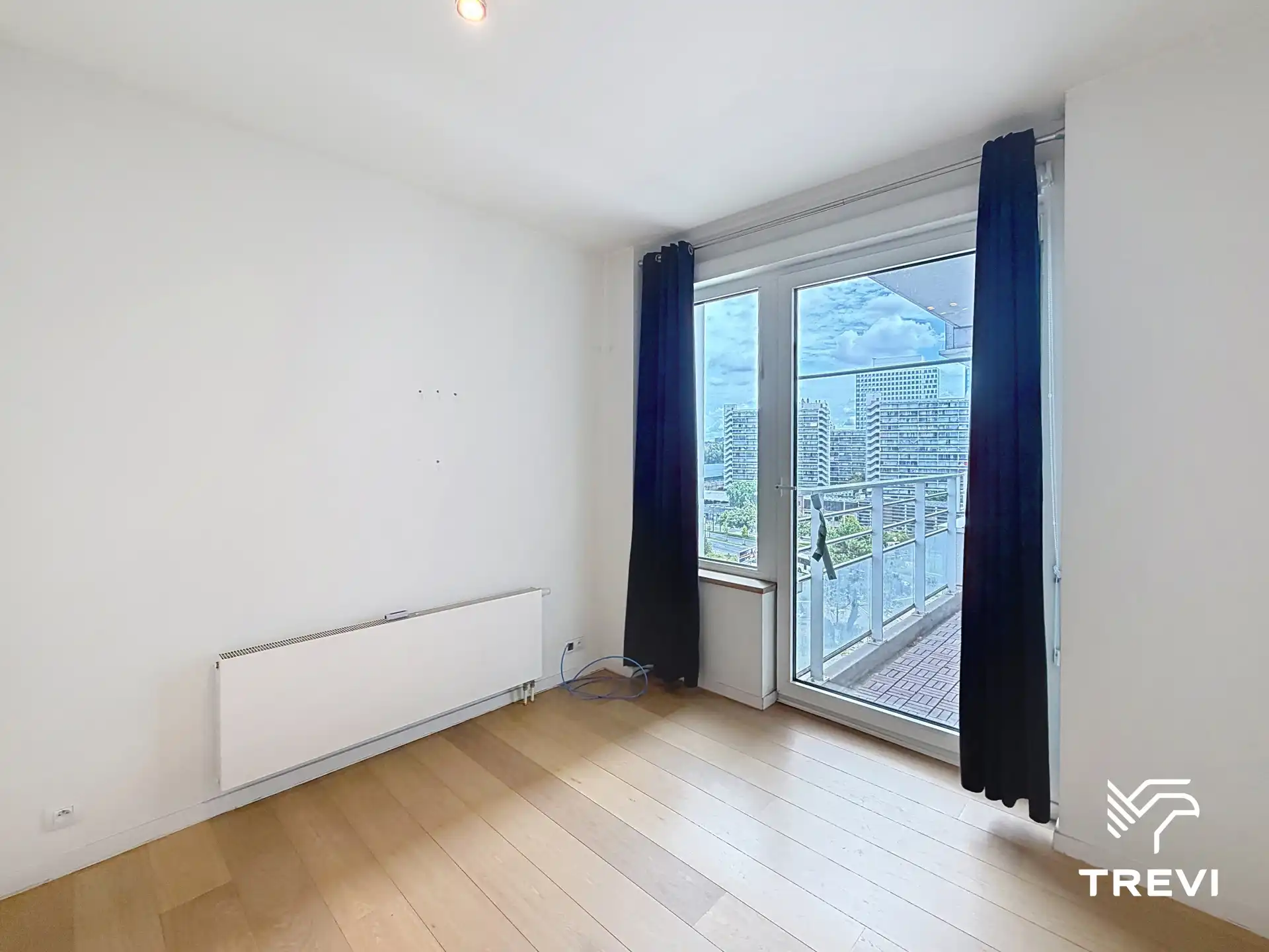 BRUSSEL, Schitterend 2-slaapkamerappartement Upsite-toren! foto 14