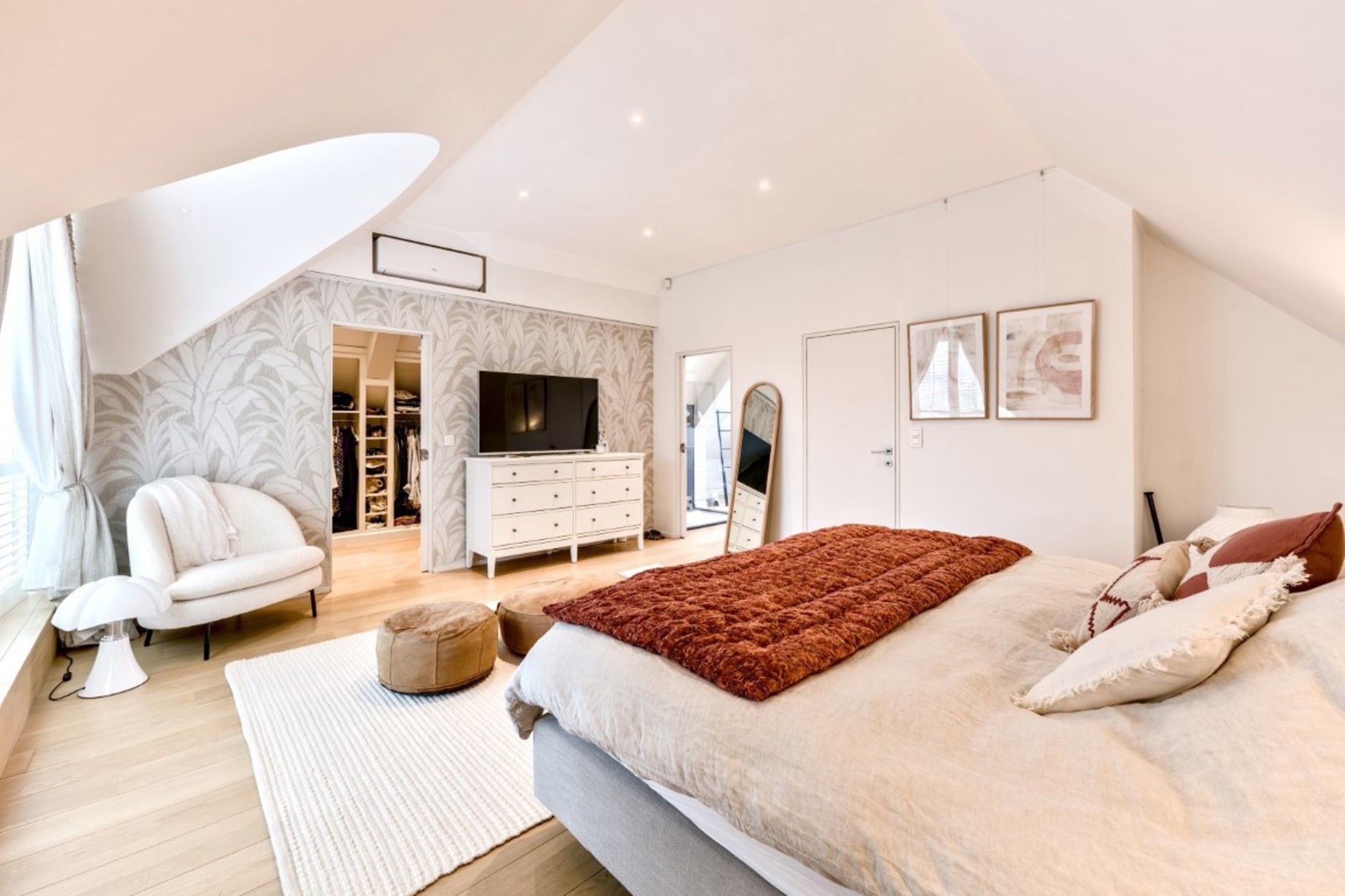 PRACHTIGE MODERNE VILLA IN RHODE-SAINT-GENESE foto 21