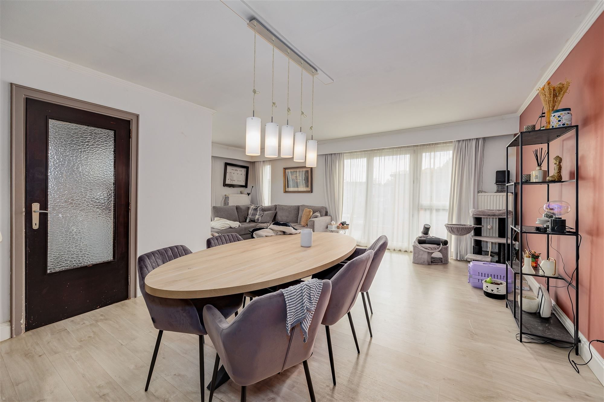 Vergund betonnen opbrengsteigendom met 3 appartementen + garagebox foto 16