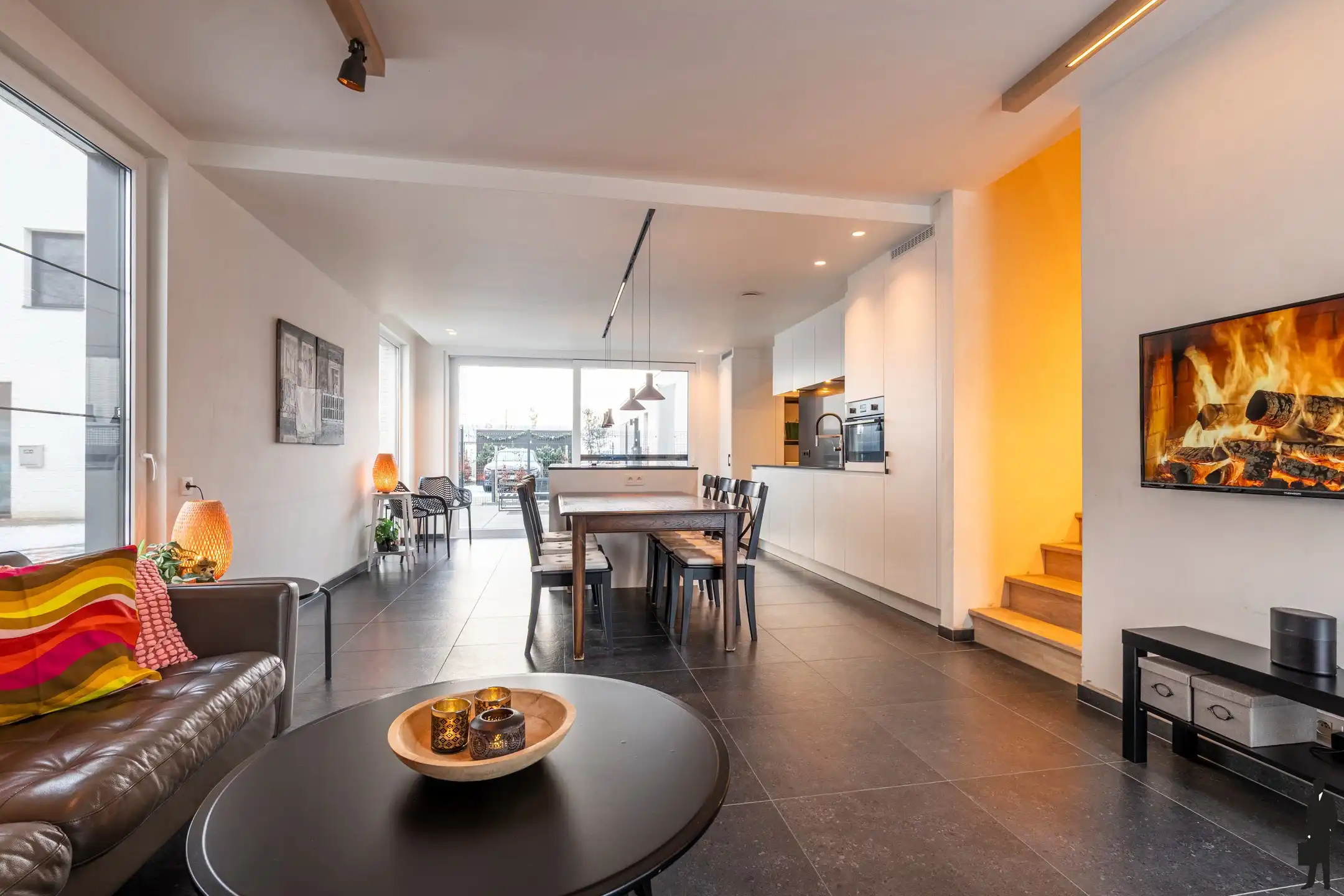 Moderne, energiezuinige woning: 3 slk, terras, nabij Hasselt foto 4