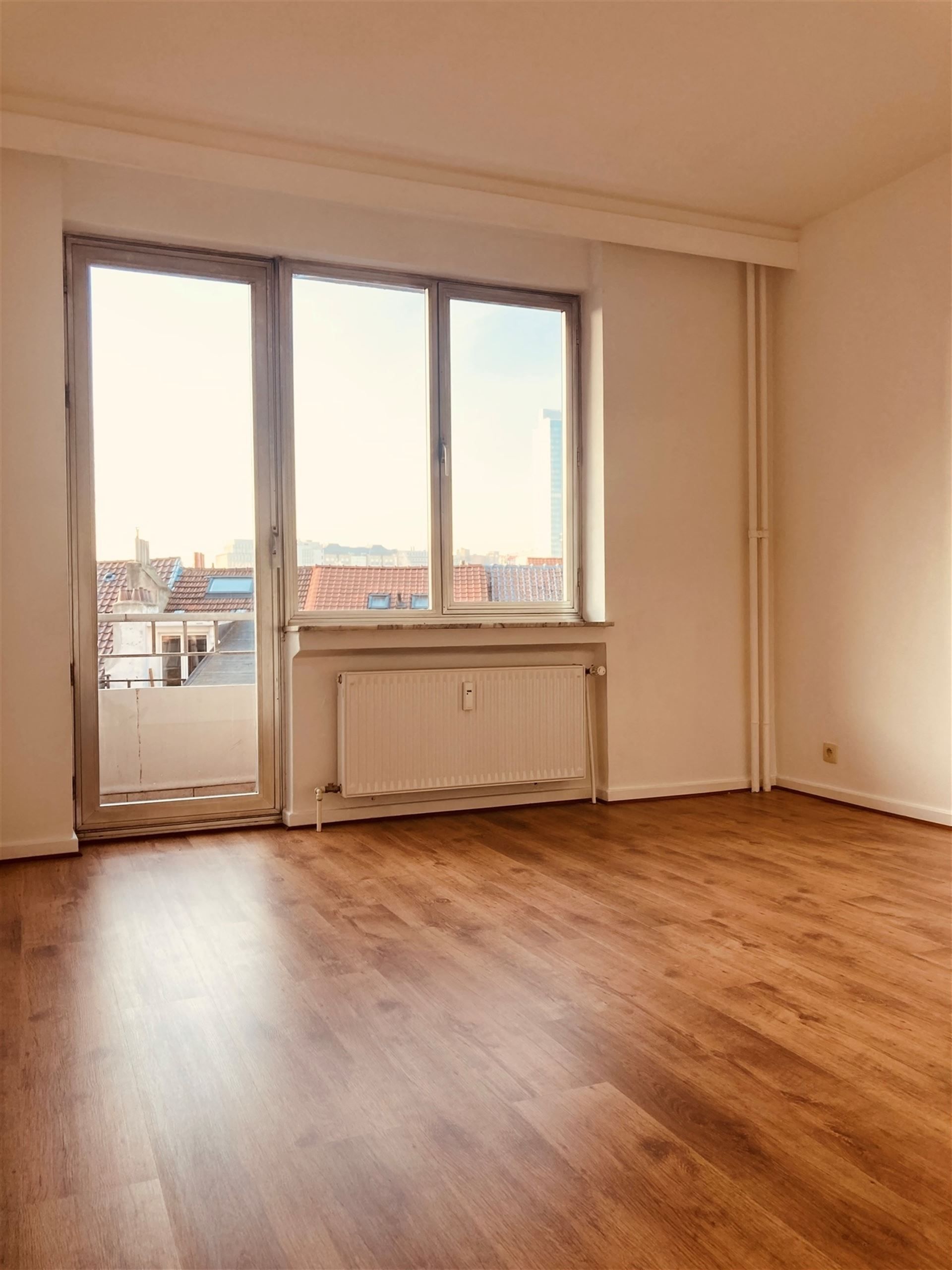 Mooi appartement op de 8de verdieping met een prachtig zicht op de Square foto 5