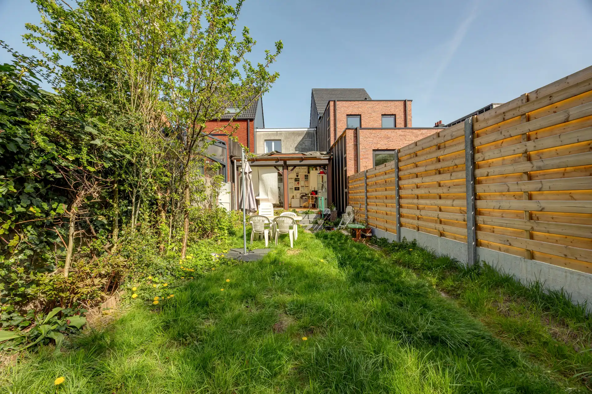 Gezellige woning met 2 slaapkamers en grote tuin foto 11