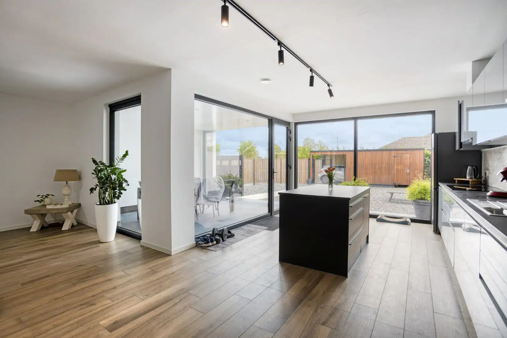 Ruime nieuwbouwwoning met 3 SLKPS onder registratierechten!  foto 8