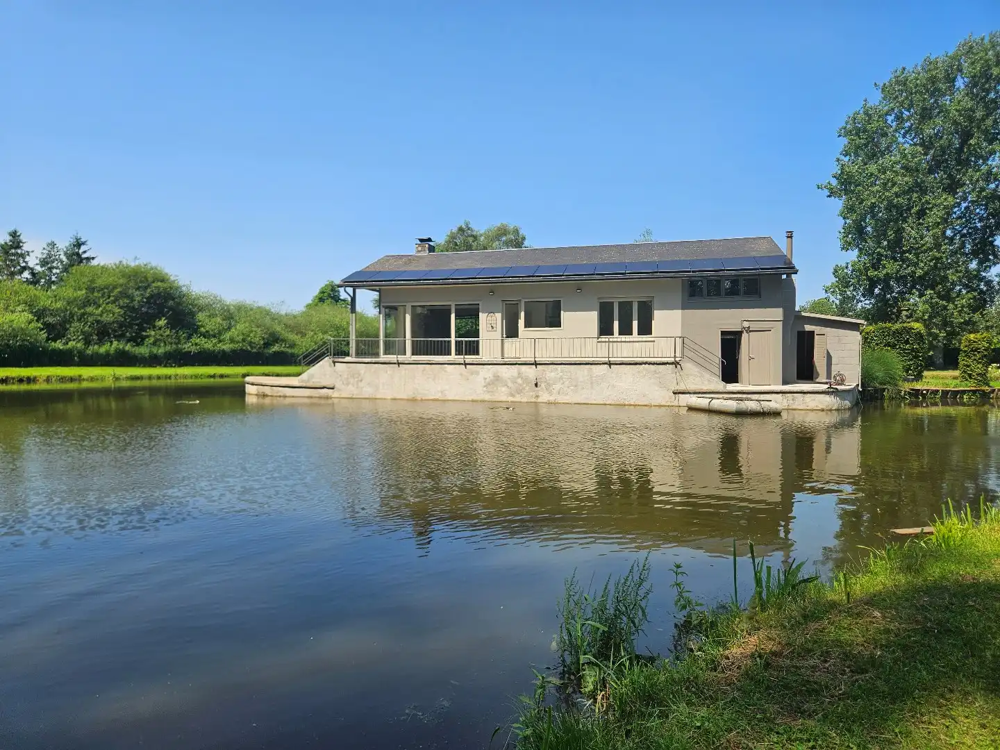 Rustig gelegen woning met 3 slaapkamers en prachtige vijvertuin in Geel-Winkelomheide !  foto 42