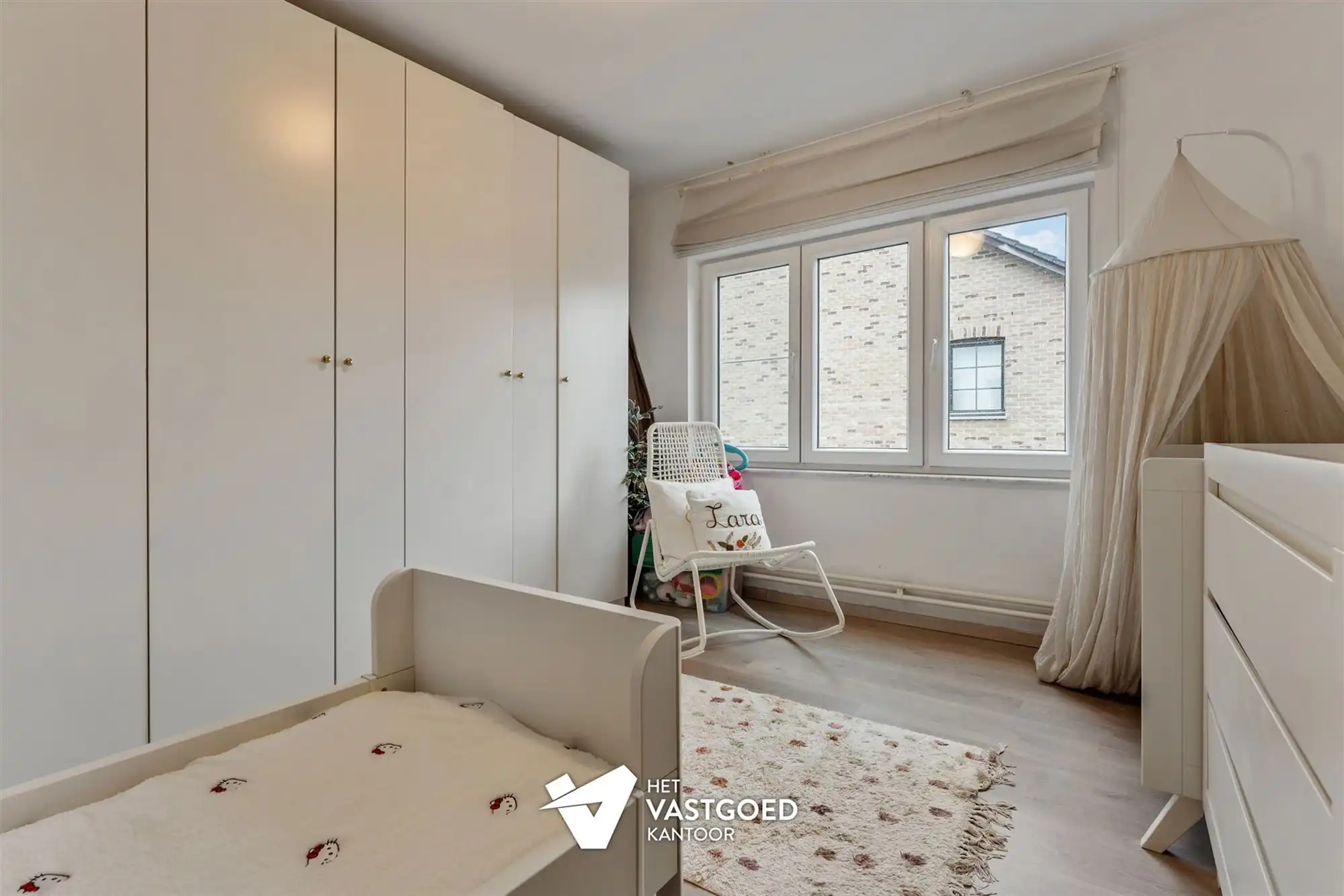 VOLLEDIG GERENOVEERDE WONING MET 4 SLAAPKAMERS, RUIME LEEFRUIMTES EN VRIJSTAANDE GARAGE OP PERCEEL VAN 6A90CA VLAKBIJ BE-MINE foto 19