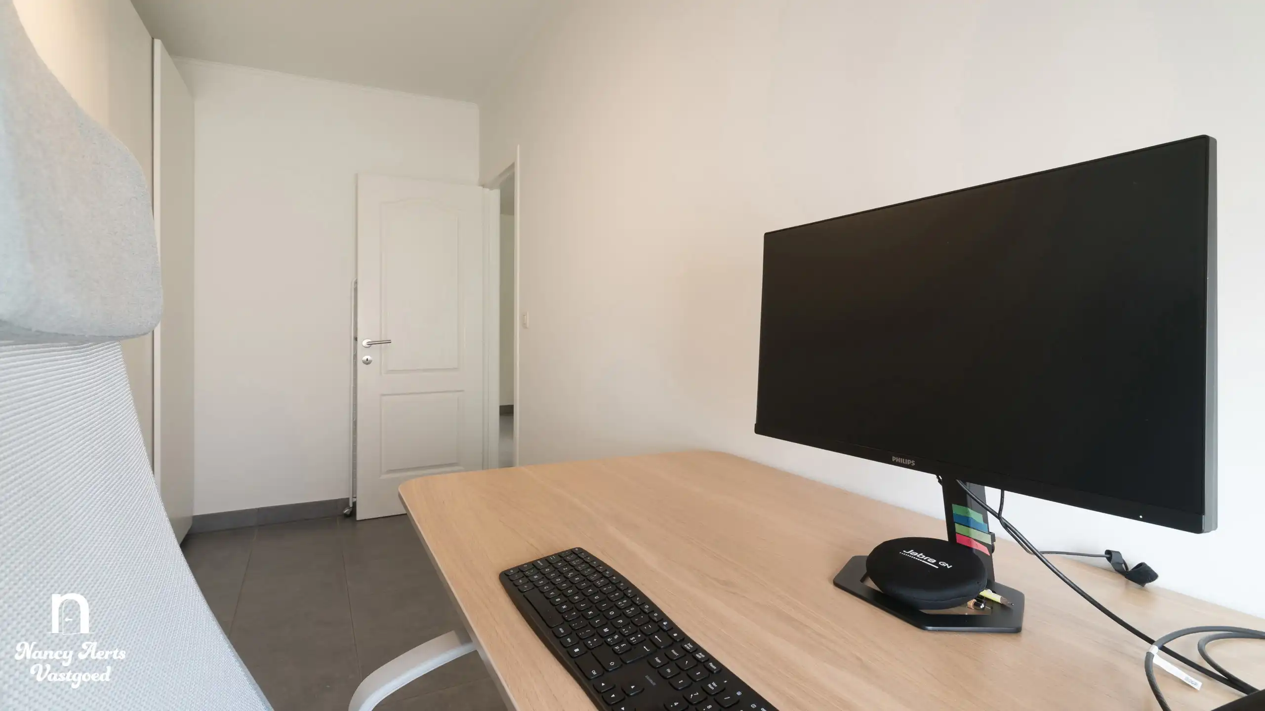 Lichtrijk gelijkvloers appartement met tuin en mooi uitzicht foto 11