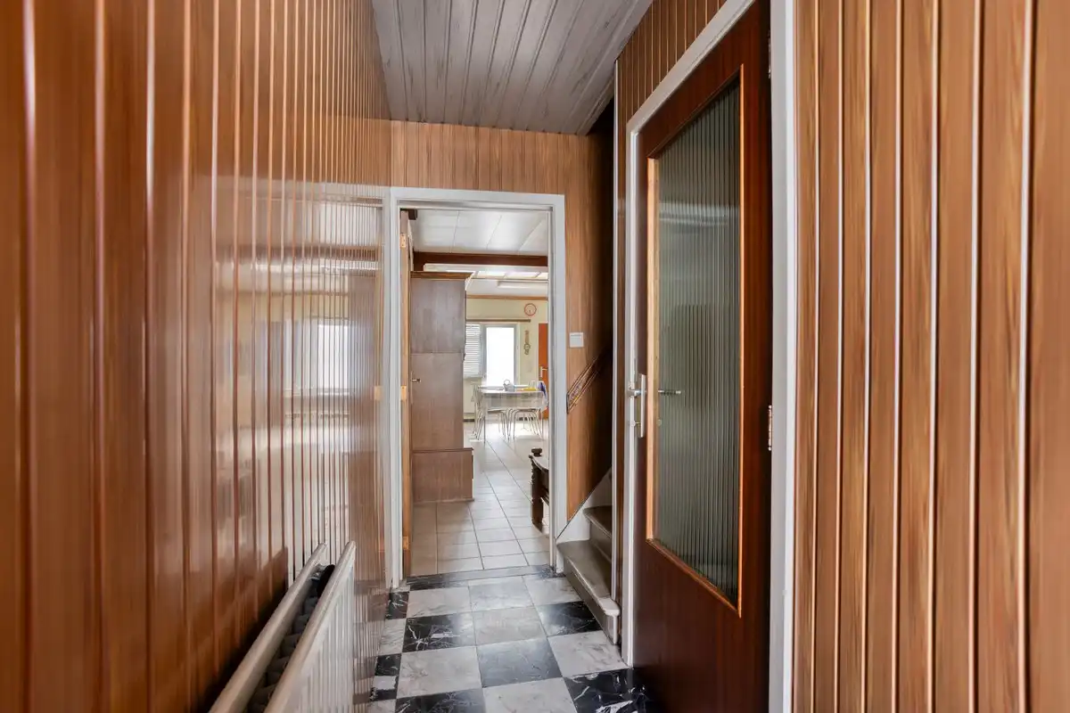 Gezellige woning met 3 slaapkamers, kelder, veranda en garage in Leuven! - EPC 598 kWh/m² - bewoonbare opp. 116 m² foto 2