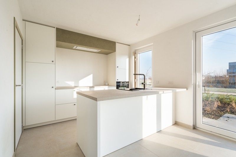 Instapklare nieuwbouwwoningen nabij het centrum van Roeselare foto 6