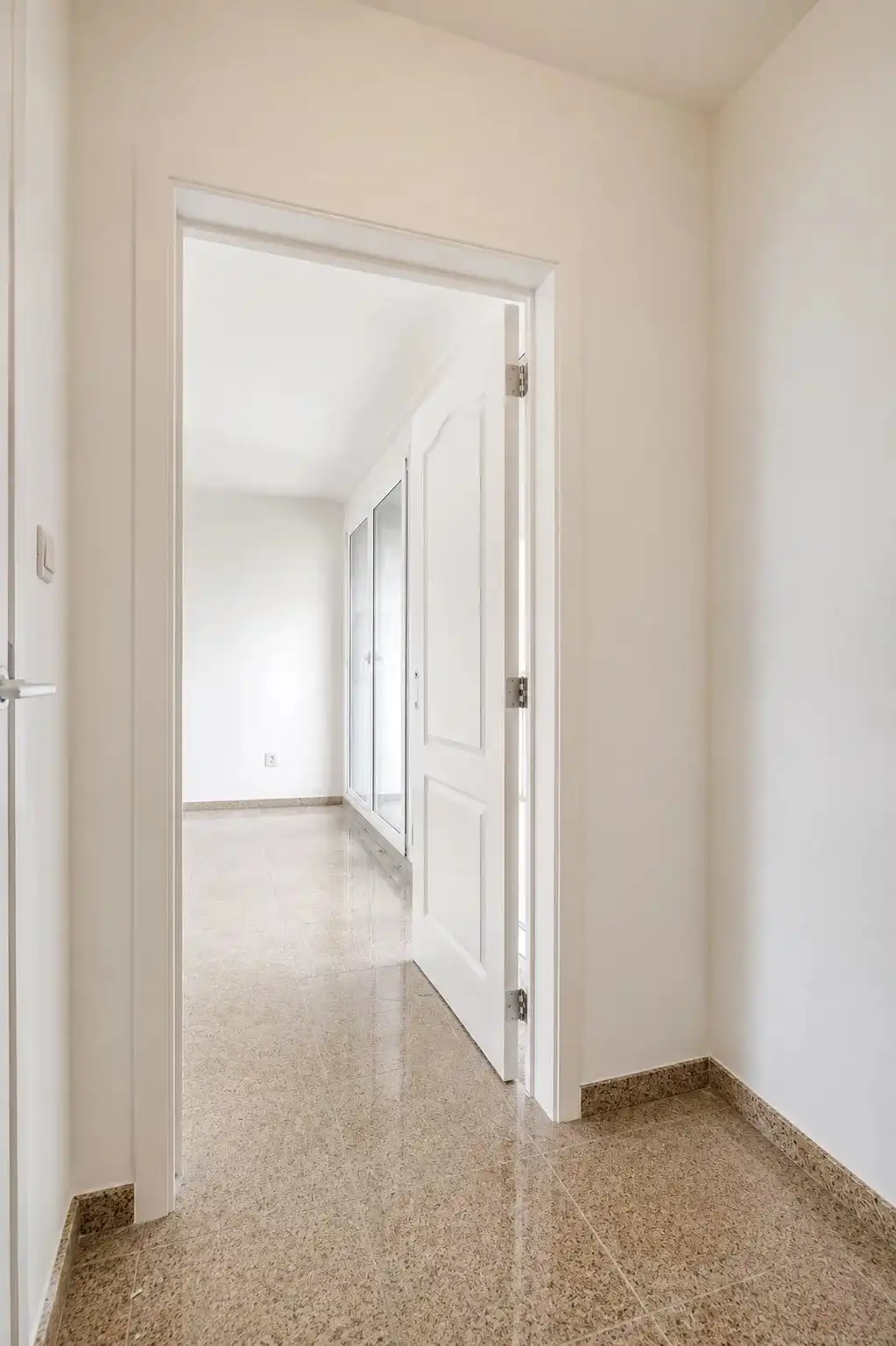 EXCLUSIEF APPARTEMENT VAN 154 M² MET 3 SLPK'S EN 2 BADK'S IN KERMT foto 5