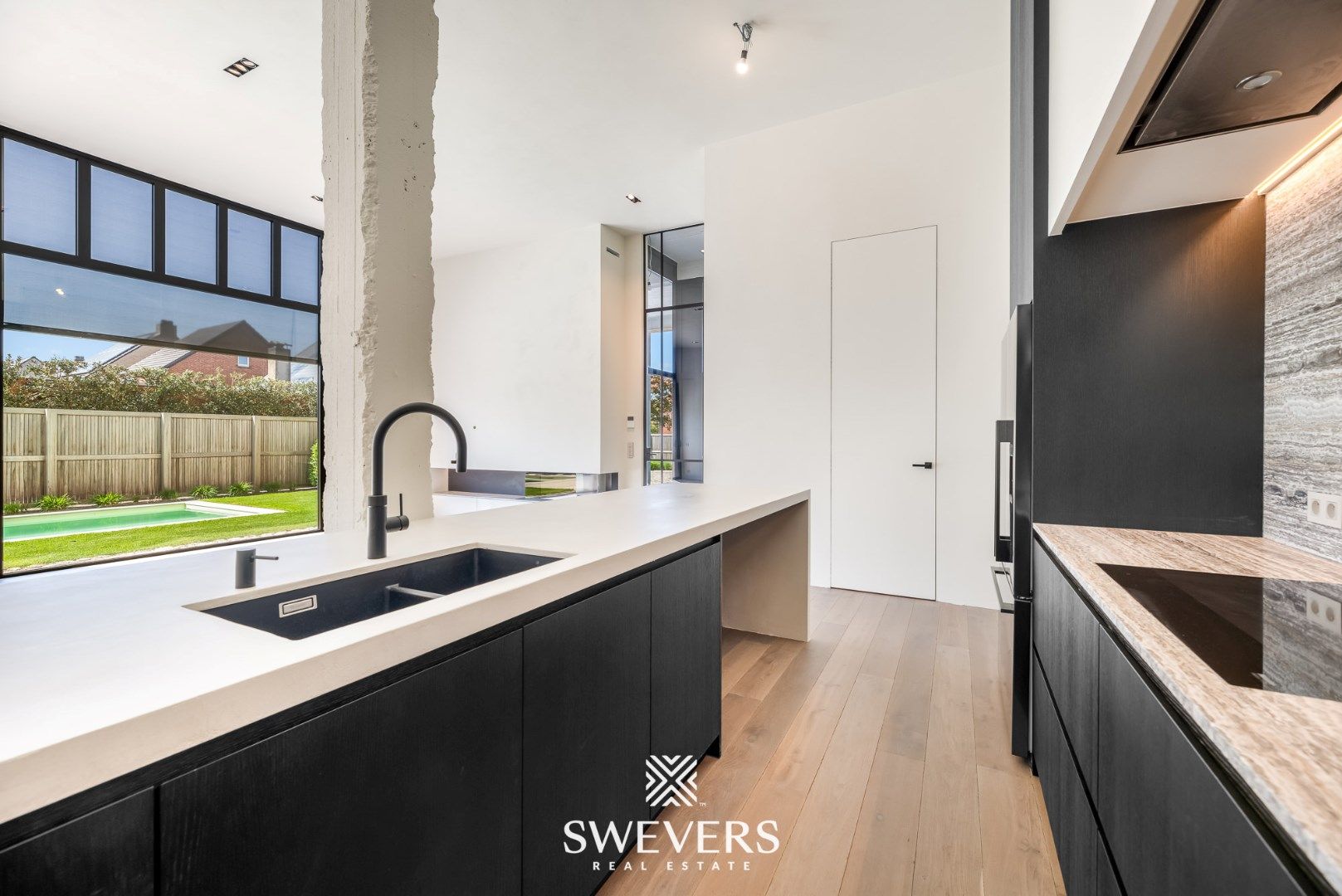 Exclusieve gelijkvloerse loft met zwembad in Mol (verkoop onder registratie) foto 13