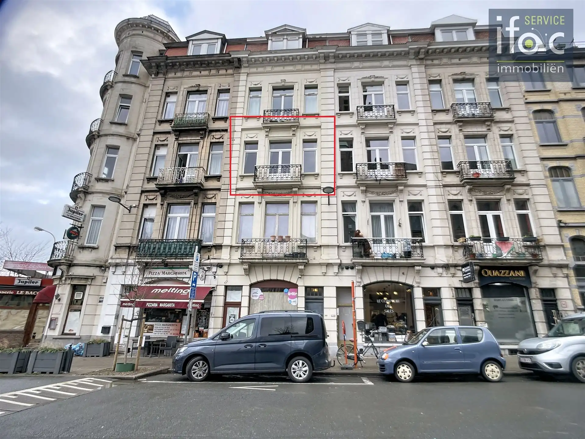 Geweldig één slaapkamer appartement in Schaarbeek foto {{pictureIndex}}