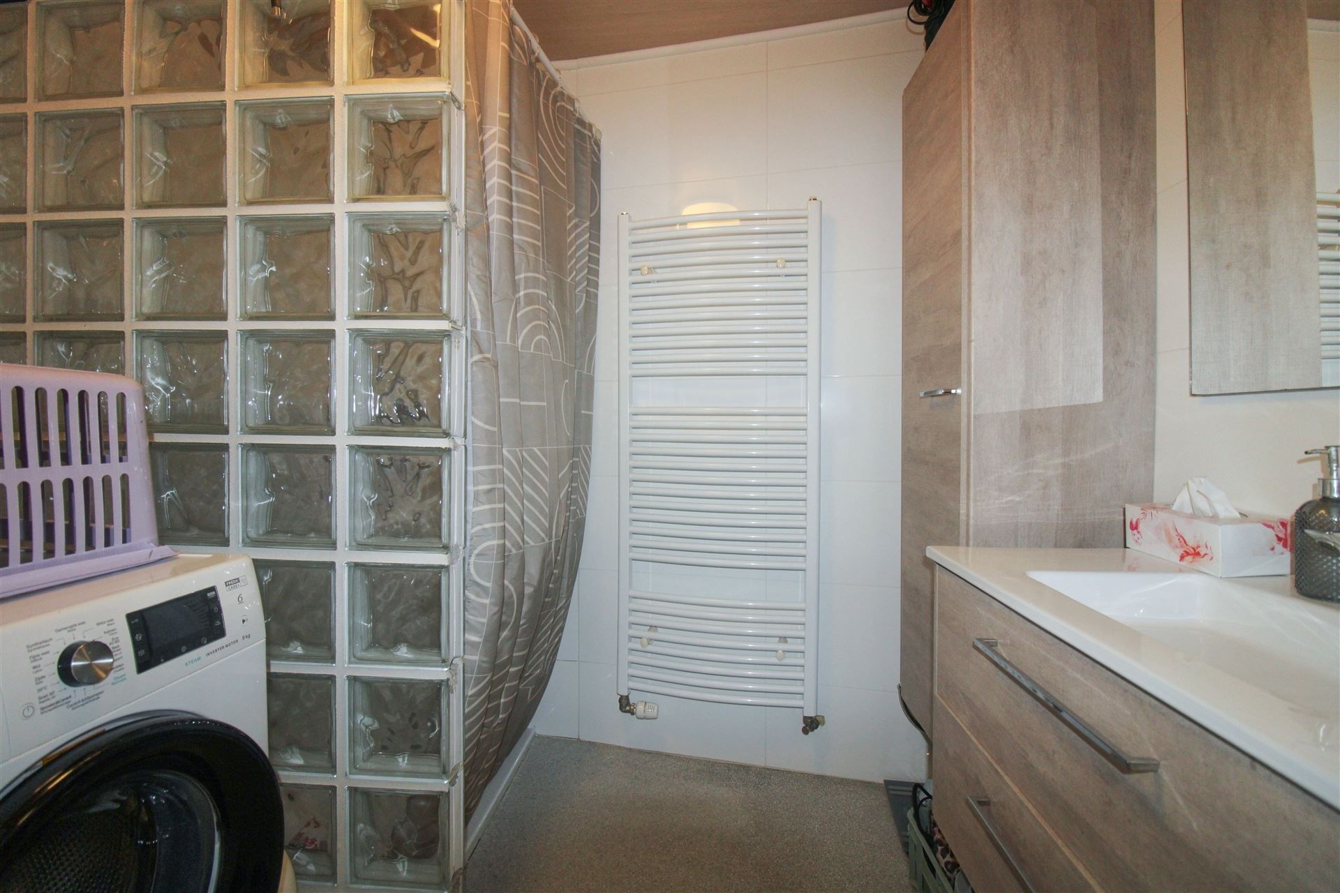 Instapklare woning met 2 slaapkamers (mogelijkheid tot uitbreiding!) en ruime garage in het rustige Kotem! foto 5