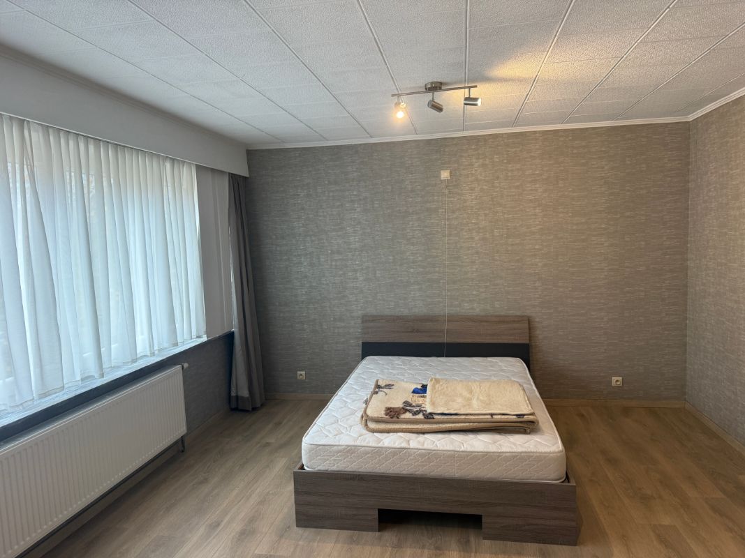 Frans Van Schoorstraat 5 - 9200 Sint-Gillis foto 16