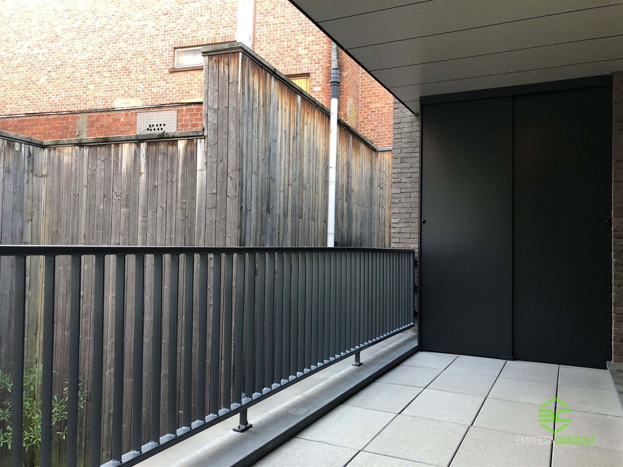 Instapklaar appartement met 2 slpk, in het centrum foto 15