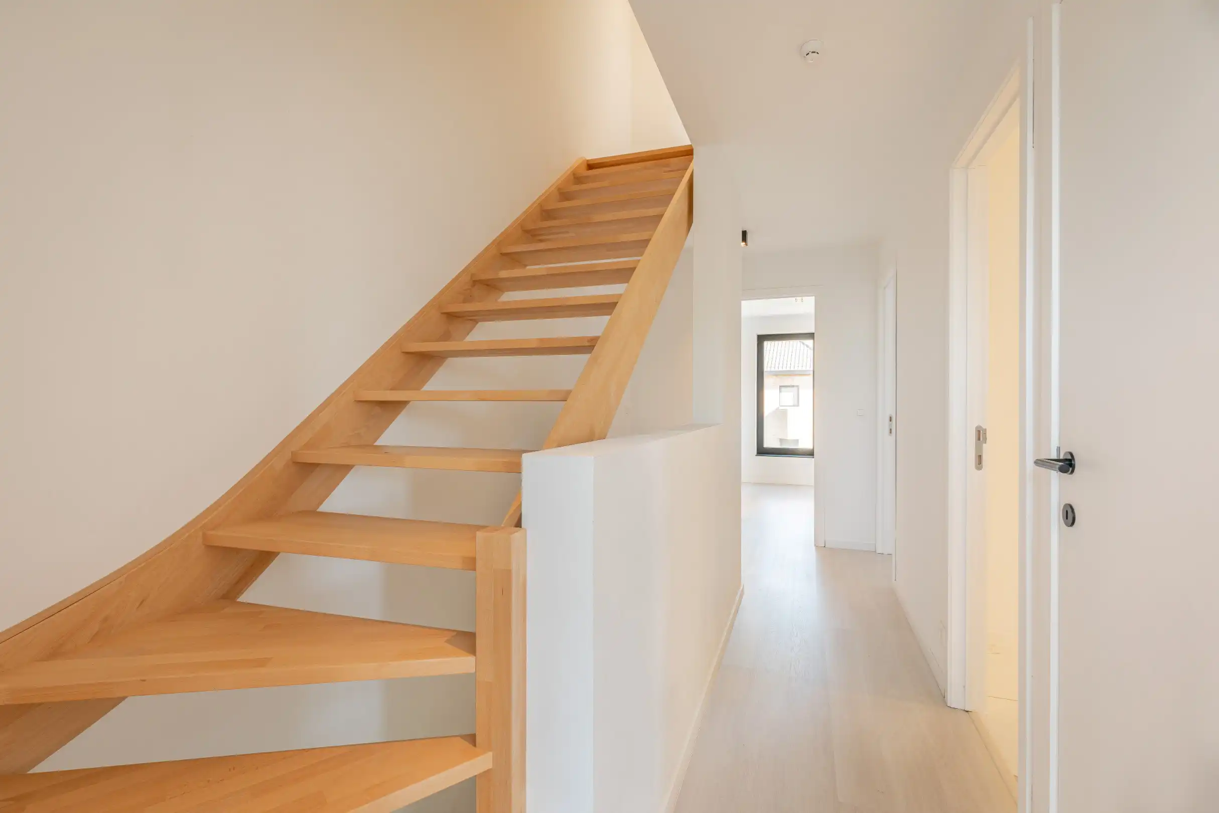 Moderne en energiezuinige woning op toplocatie in Kessel-Lo foto 11