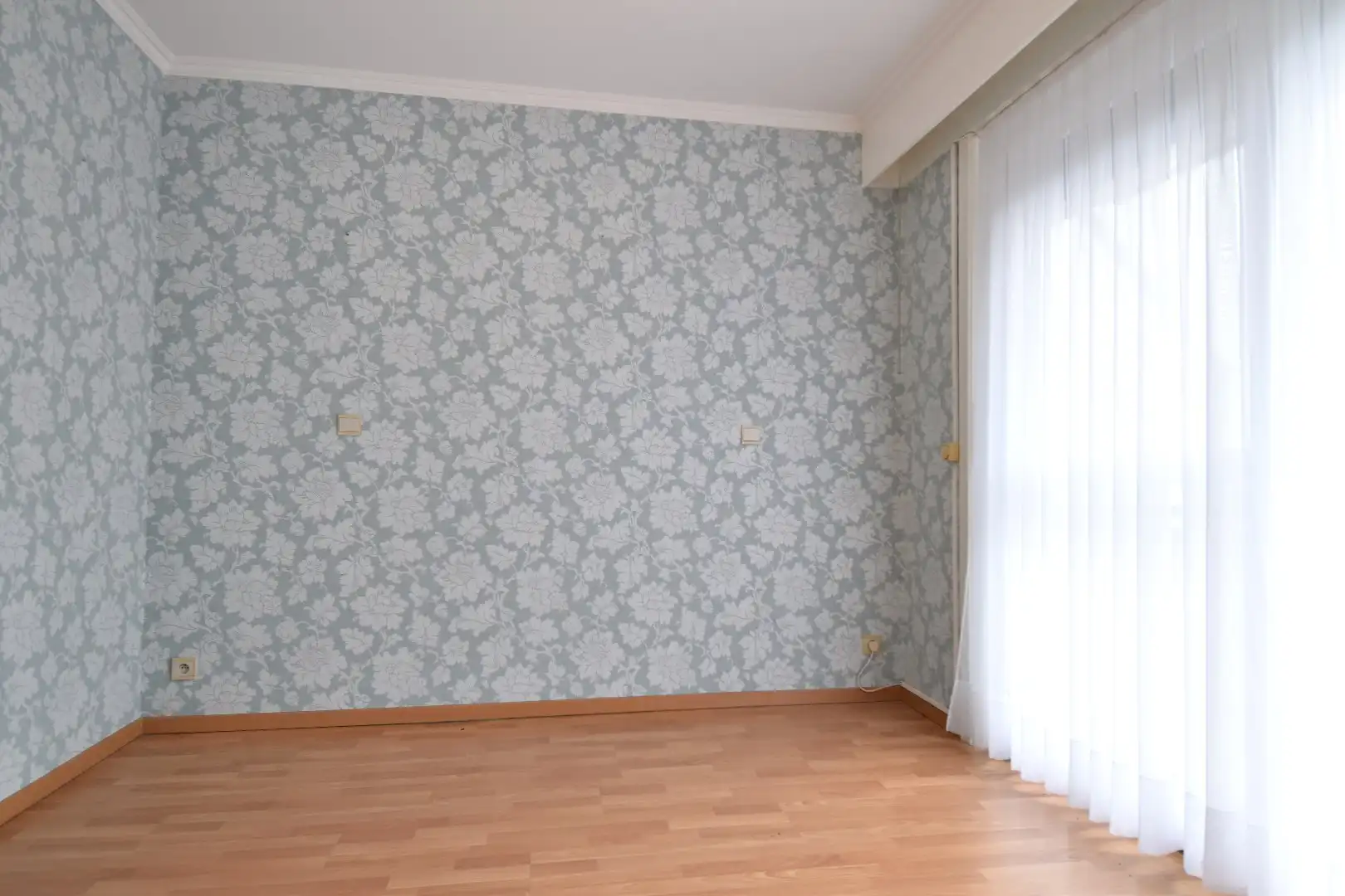 Instapklaar 2-slaapkamerappartement mét kelderberging op een toplocatie te Gullegem foto 8