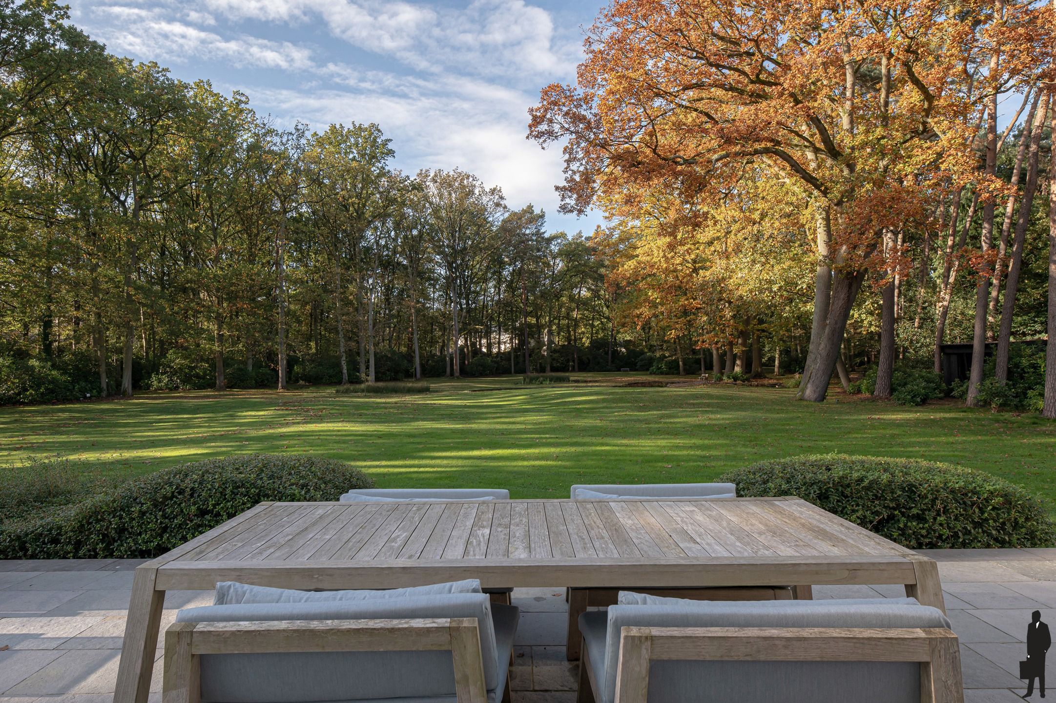 Prachtige recent totaal gerenoveerde villa op ca. 5.311 m².   foto 14