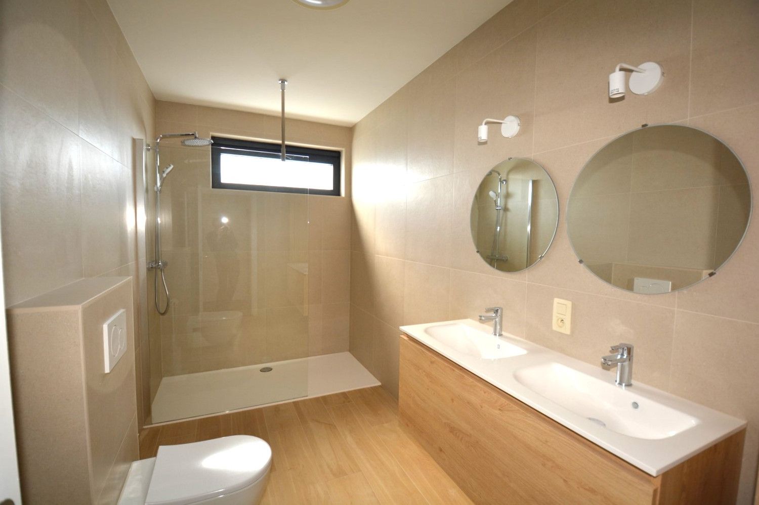 RIANT APPARTEMENT (208 m²) MET 3 SLK EN DAKTERRAS! foto 6