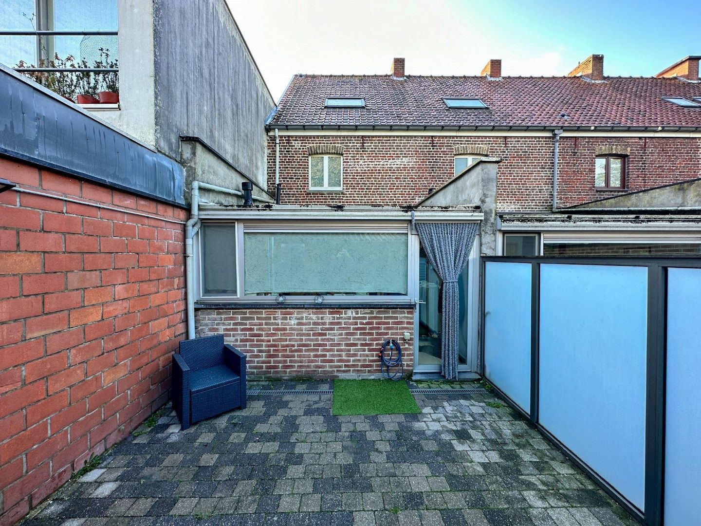 Stadswoning met 3 slpk en koer/terras, centrum Torhout. foto 17