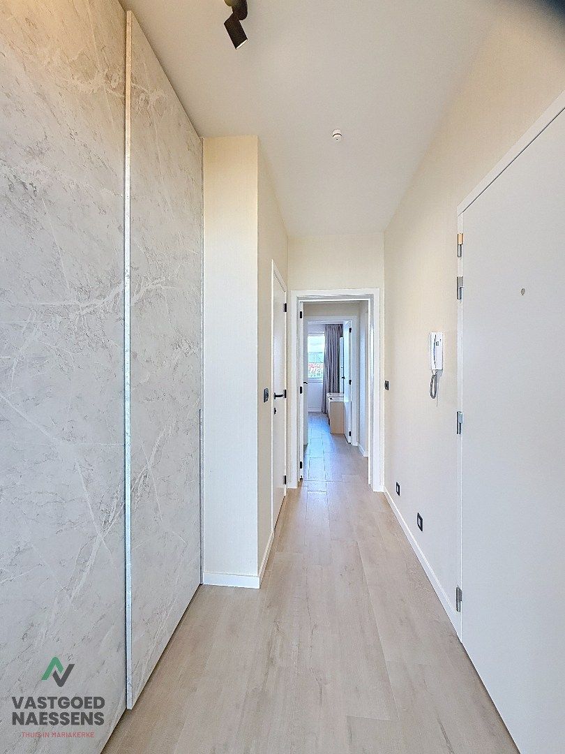 SCHITTEREND VERNIEUWD 3 SLPK APP MET ZICHT OP ZEE EN TERRAS foto 13