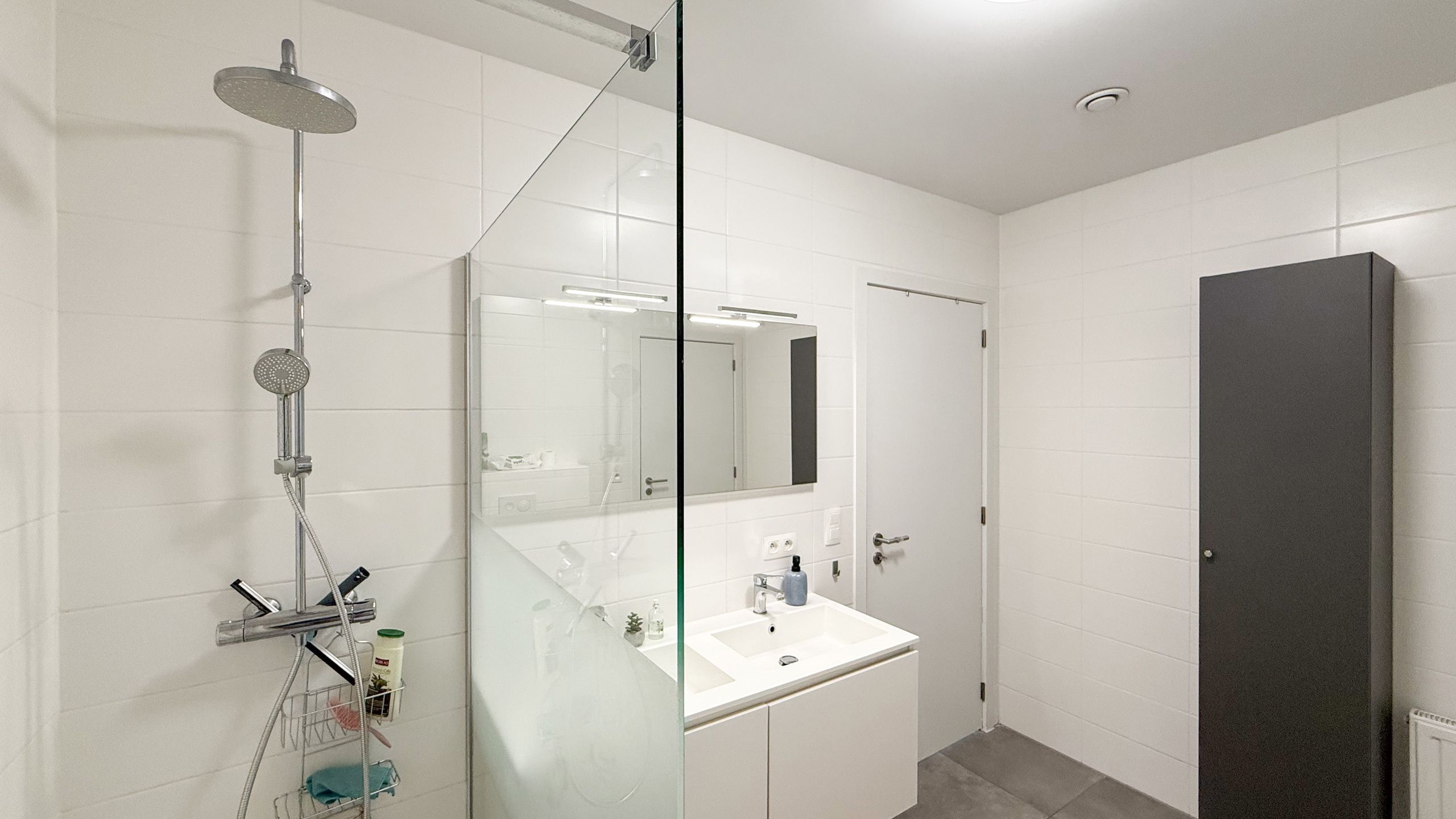 Nieuwbouwappartement met 2 slpks terras en parking aan 2% RR foto 20