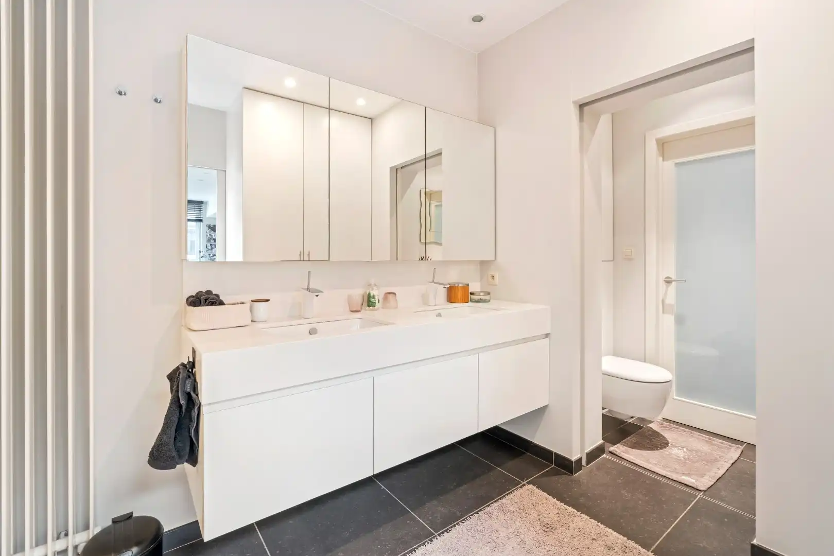 HANDELSRUIMTE + WOONST + VERHUURD APPARTEMENT foto 21