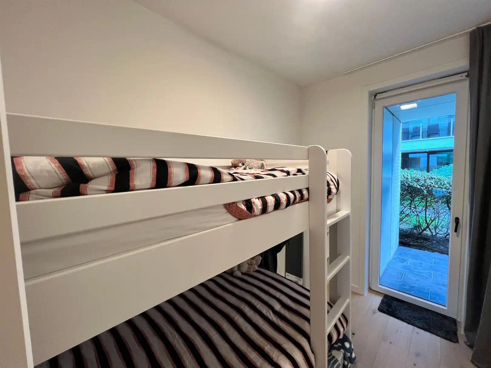 Prachtig zuidgericht appartement met 2 slaapkamers foto 9