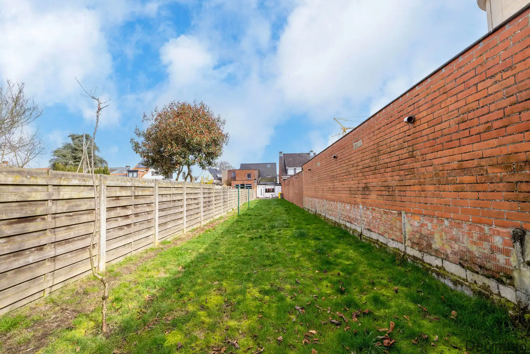 Te renoveren woning met diepe tuin te Mol-Centrum foto 3
