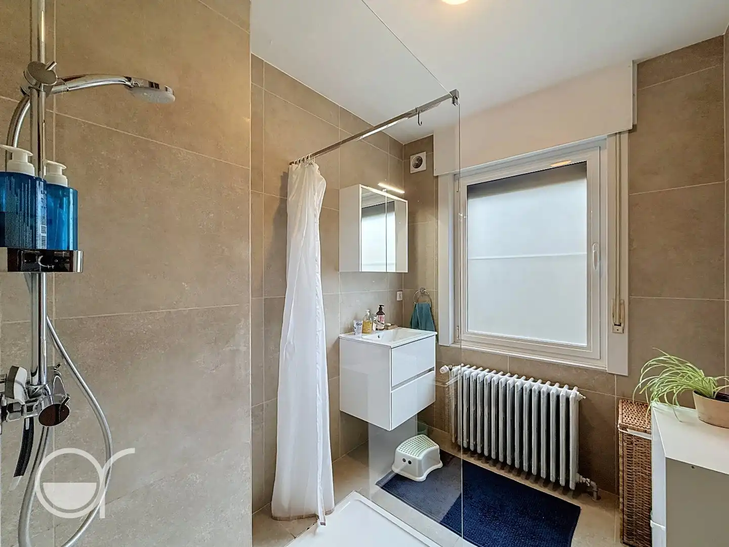 Zeer ruime woning met zicht op water in Gent foto 6