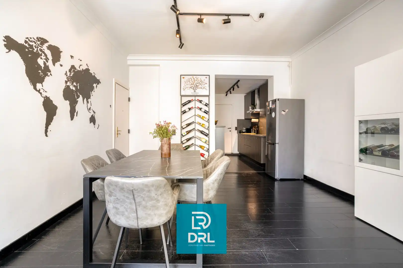 2 APPARTEMENTEN met HANDELSZAAK foto 20