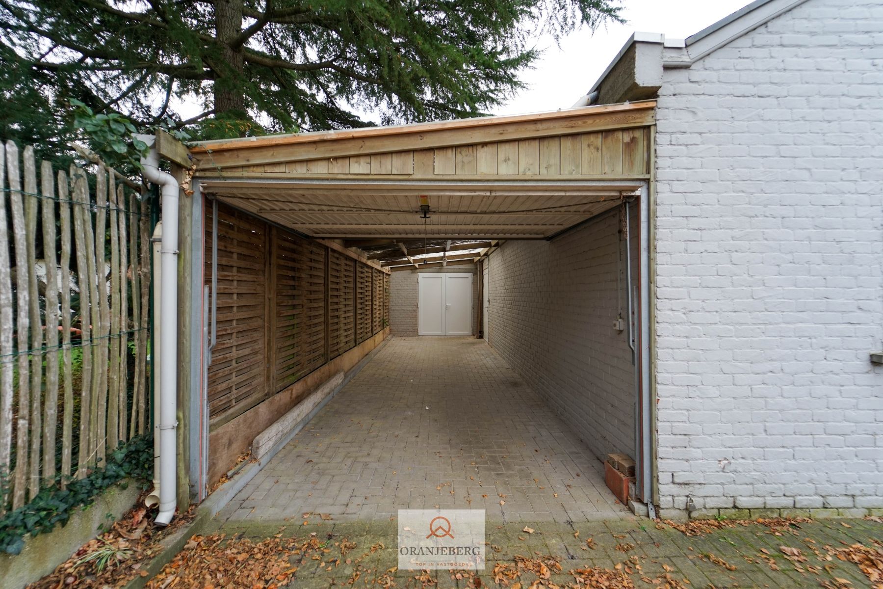 Ruim handelspand met meerdere ruimtes en parking te huur in centrum Drongen foto 14