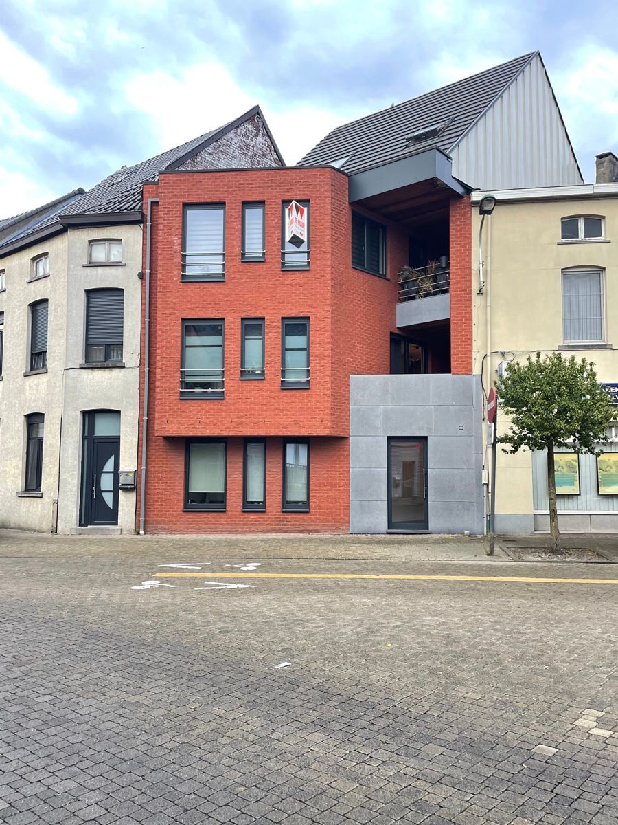 ()=>{if(producerUpdateValueVersion(node),producerAccessed(node),node.value===ERRORED)throw node.error;return node.value} Jan de Windtstraat 69/21 - 9300 Aalst