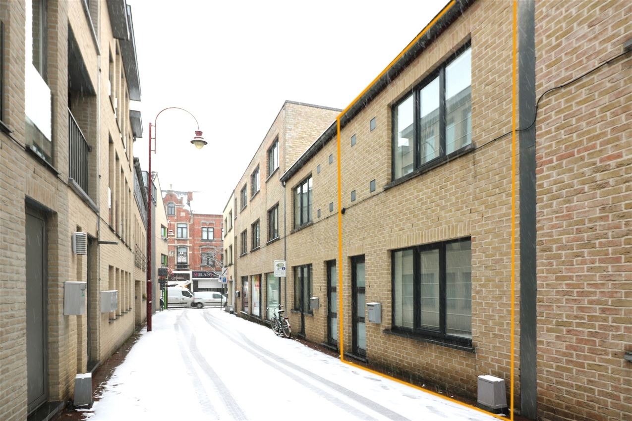 Centrale, zeer gezellige stadswoning met 2 slpk. en koer foto 28