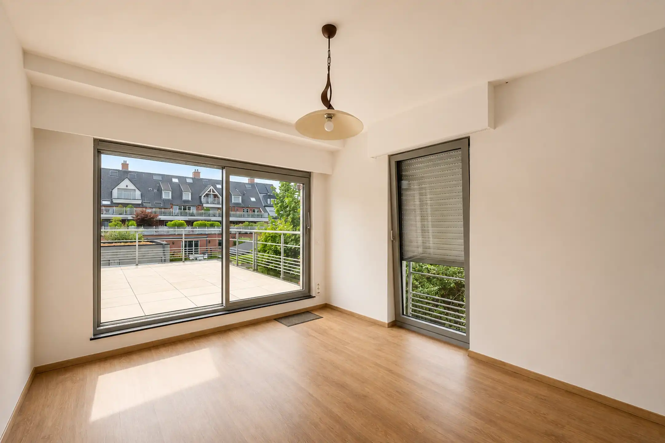 Stijlvol 2-slaapkamerappartement met 2 terrassen, private tuin, staanplaats en berging in hartje Heide foto 19