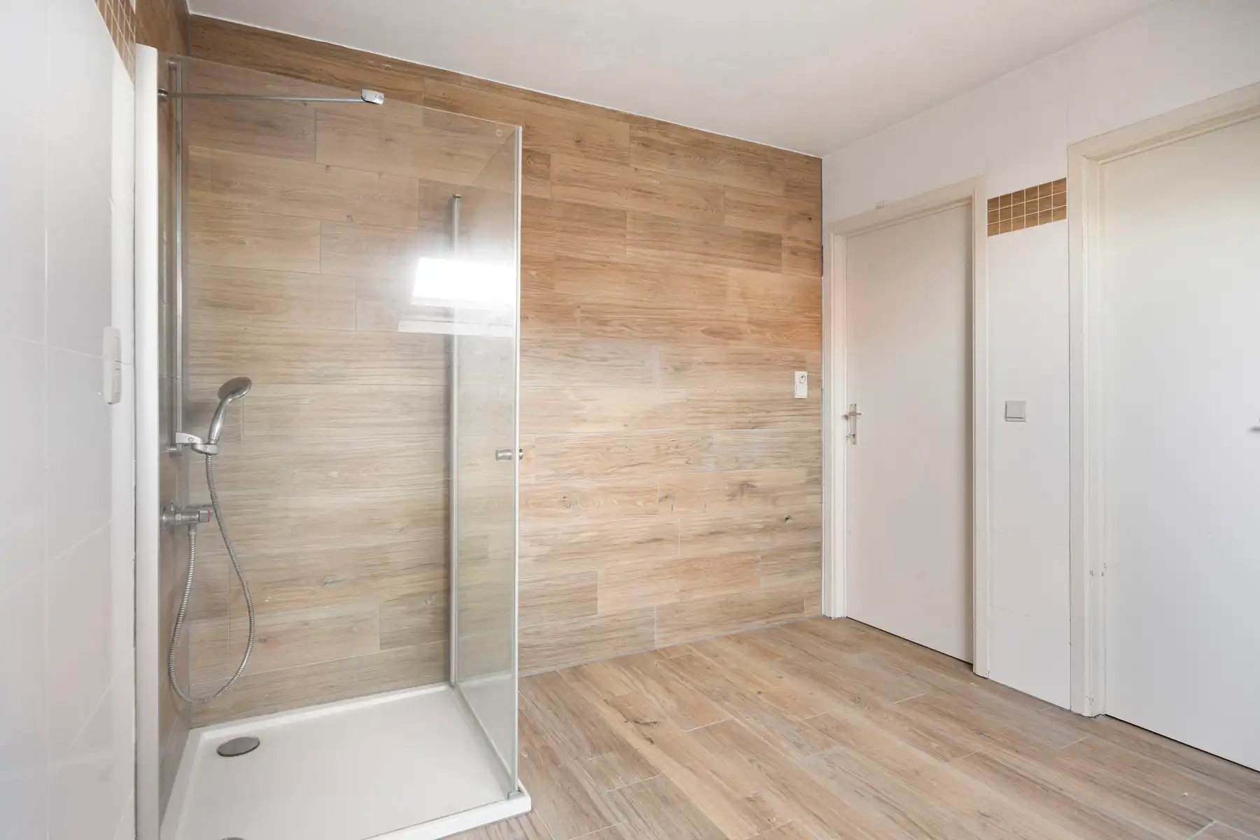 Zeer ruime villa met 3 ruime slaapkamers foto 15