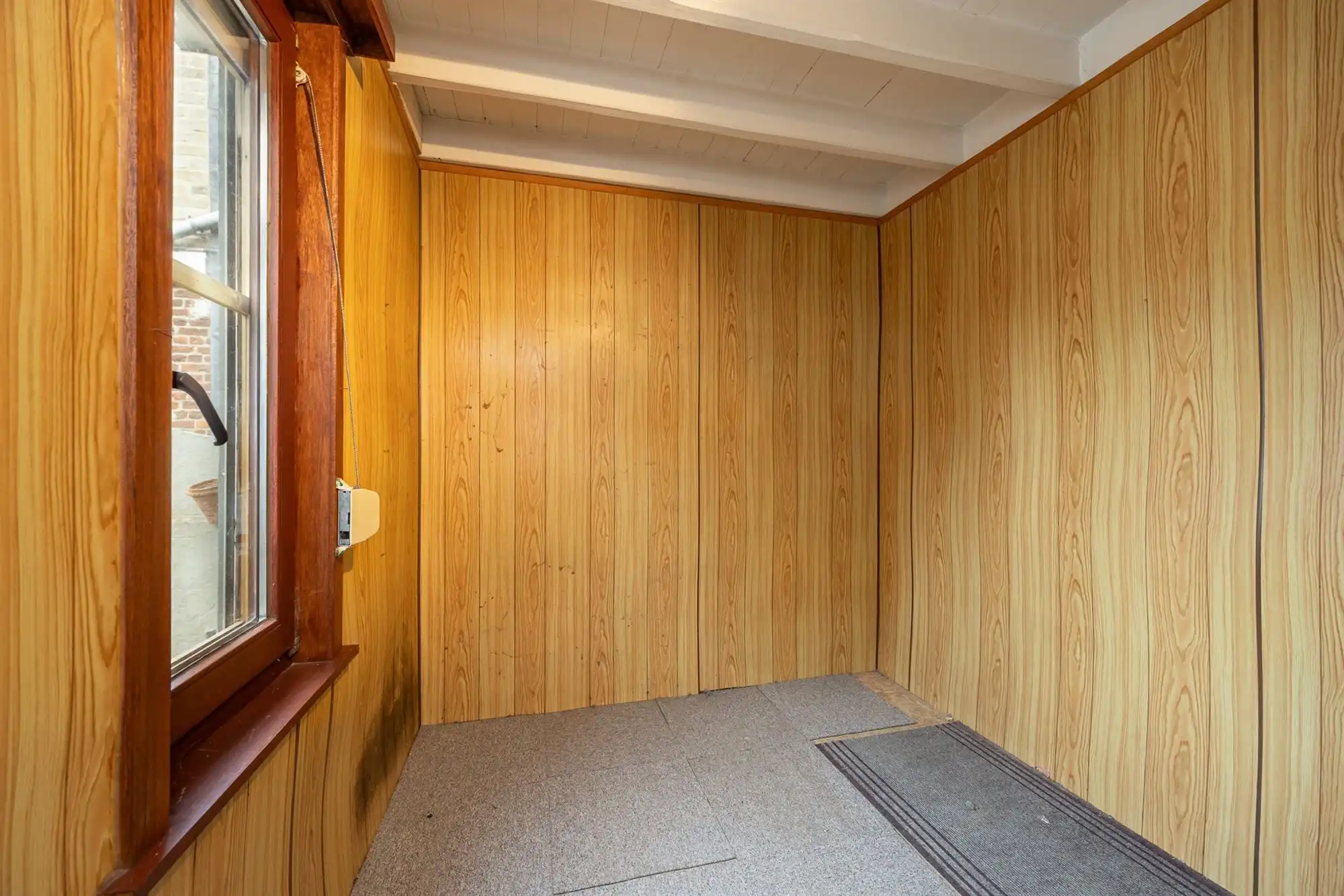 Te renoveren woning op mooi perceel van 256m² foto 7